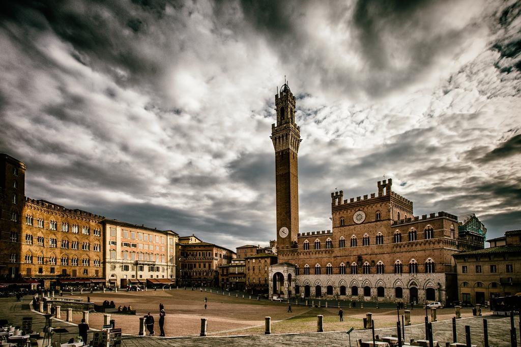 Palazzo Del Magnifico B&B Siena Luaran gambar